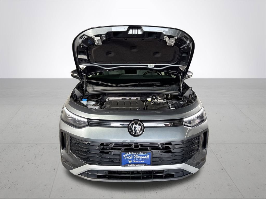 New 2026 Volkswagen Tiguan SE image 22