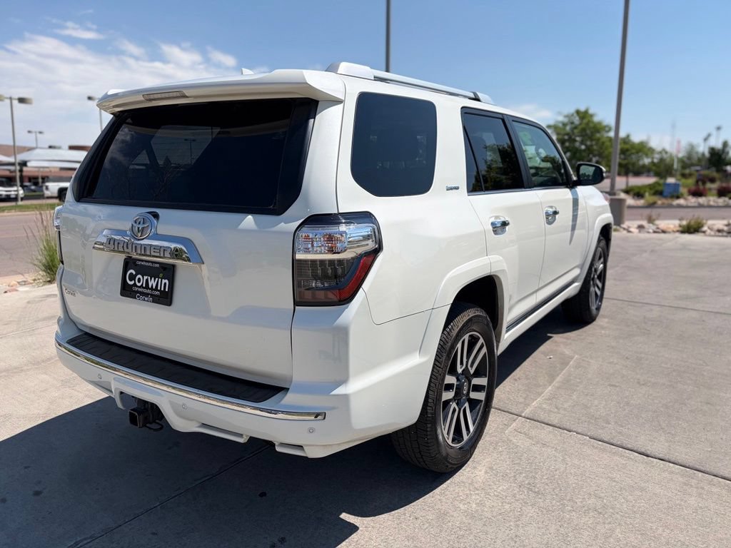 Used 2018 Toyota 4Runner Limited AWD/4WD image 9