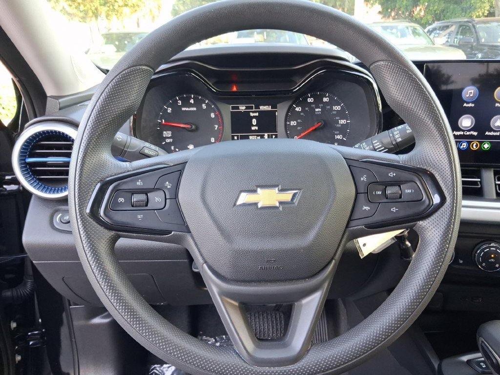 Used 2026 Chevrolet Trax LS w/ LS Convenience Package FWD image 15