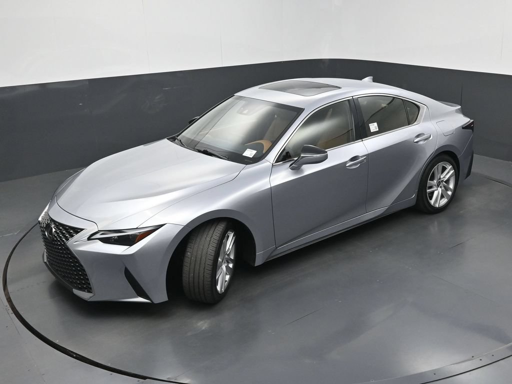 Used 2024 Lexus IS 300 w/ Comfort Package RWD image 31