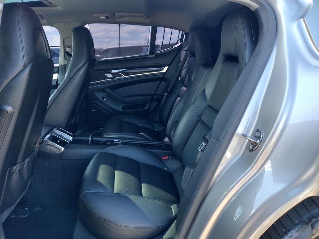 Used 2012 Porsche Panamera 4 w/ Premium Pkg Plus image 13