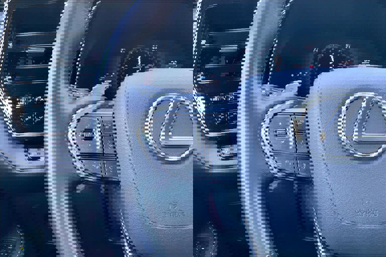 Used 2024 Lexus TX 350 AWD w/ Captains Chair Package image 23