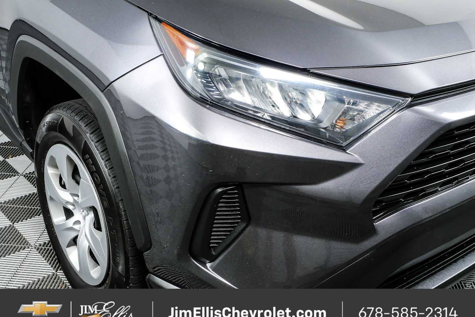 Used 2022 Toyota RAV4 LE FWD image 33