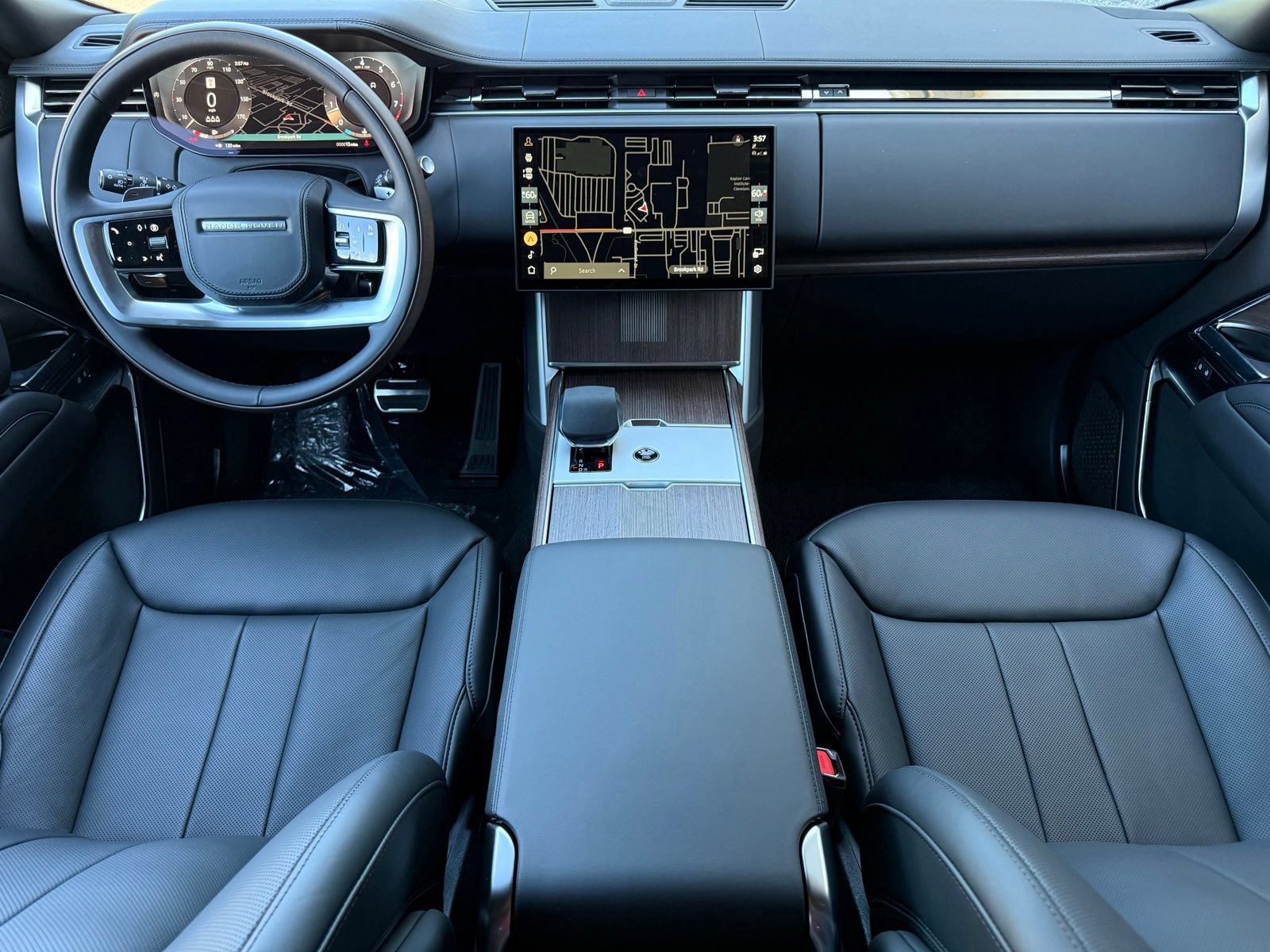New 2026 Land Rover Range Rover Long Wheelbase Autobiography AWD/4WD image 26