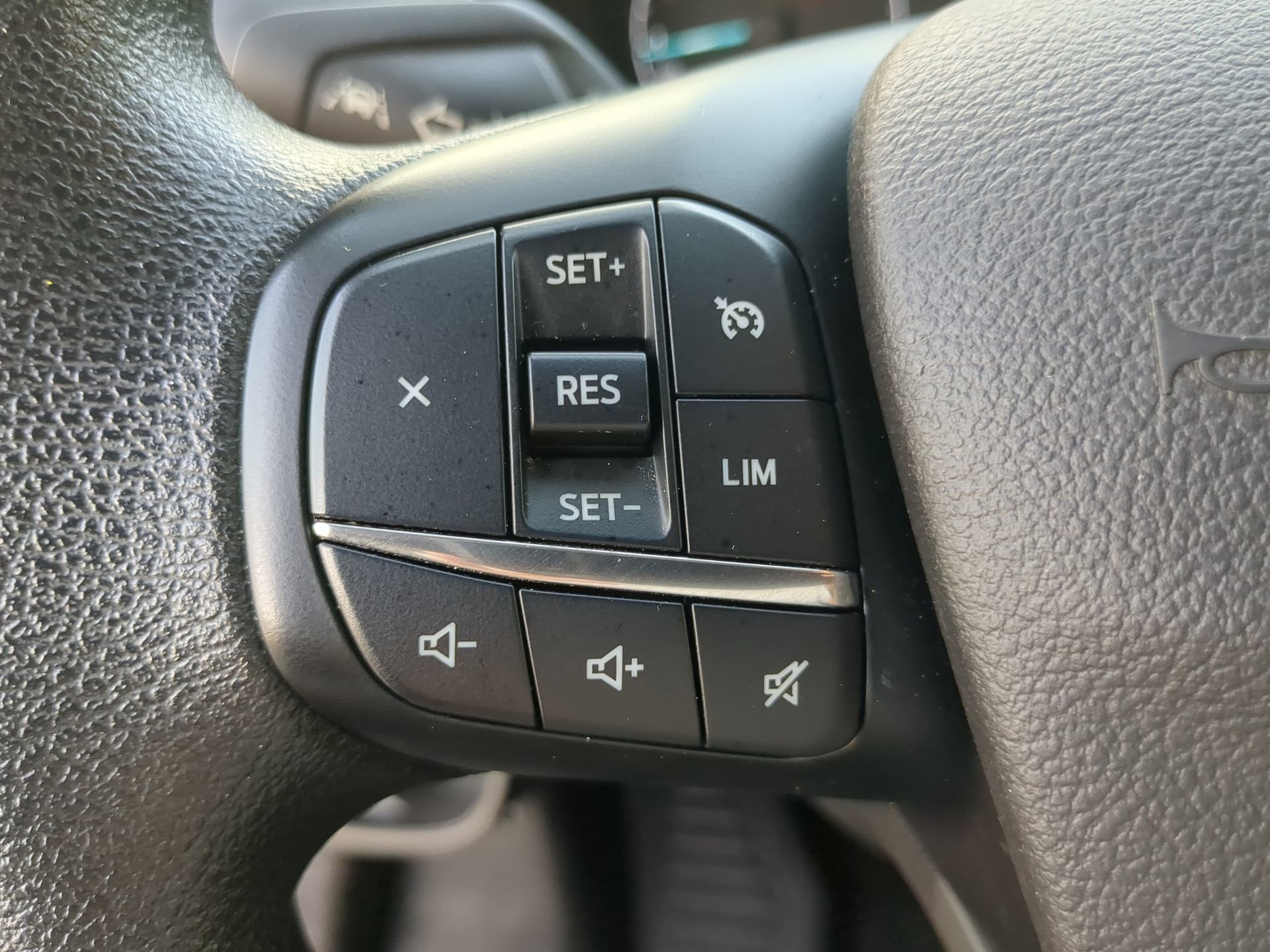 Used 2024 Ford Transit 250 Low Roof w/ Exterior Upgrade Package RWD image 62