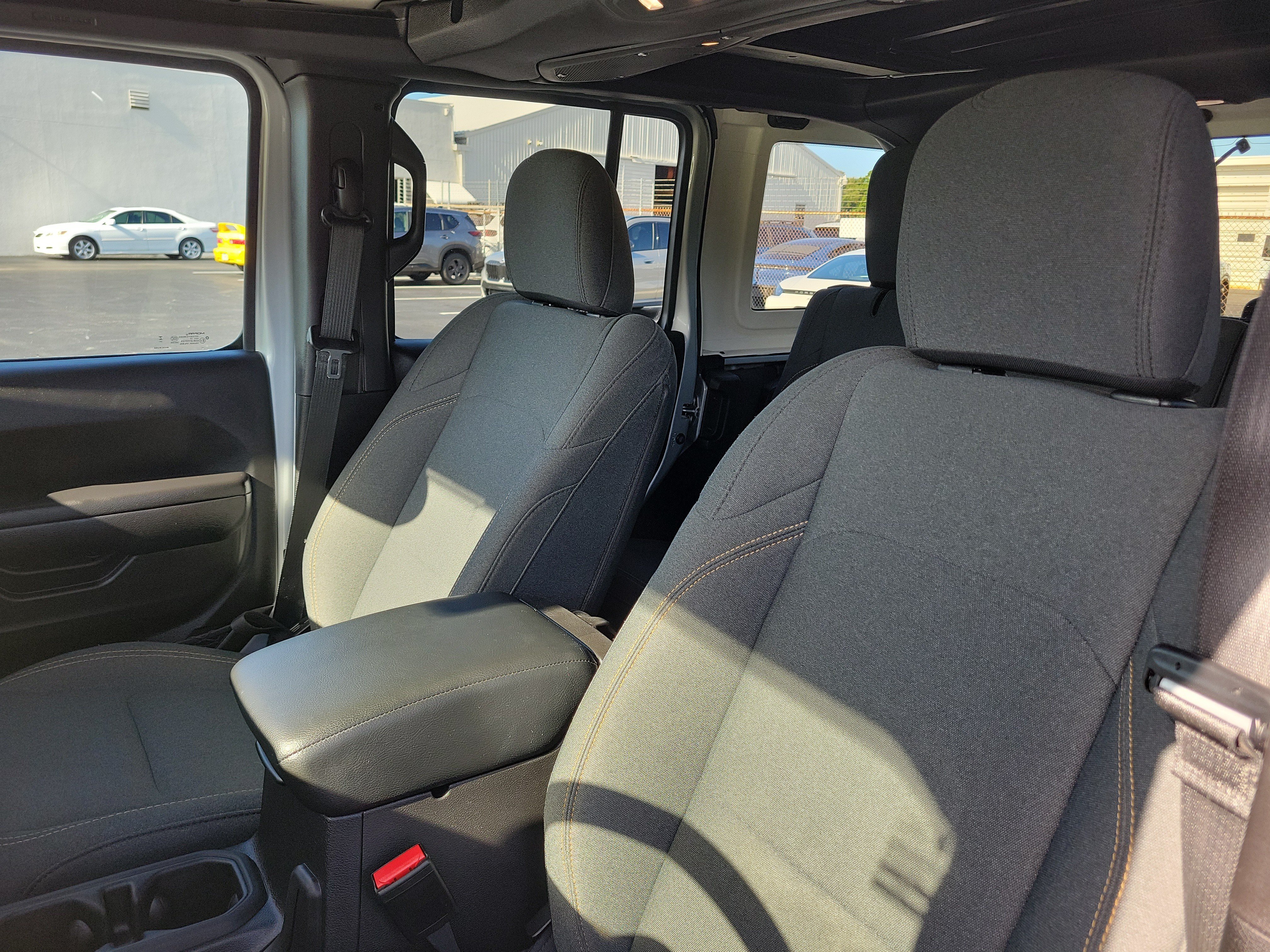 Used 2024 Jeep Wrangler Unlimited Sport AWD/4WD image 22