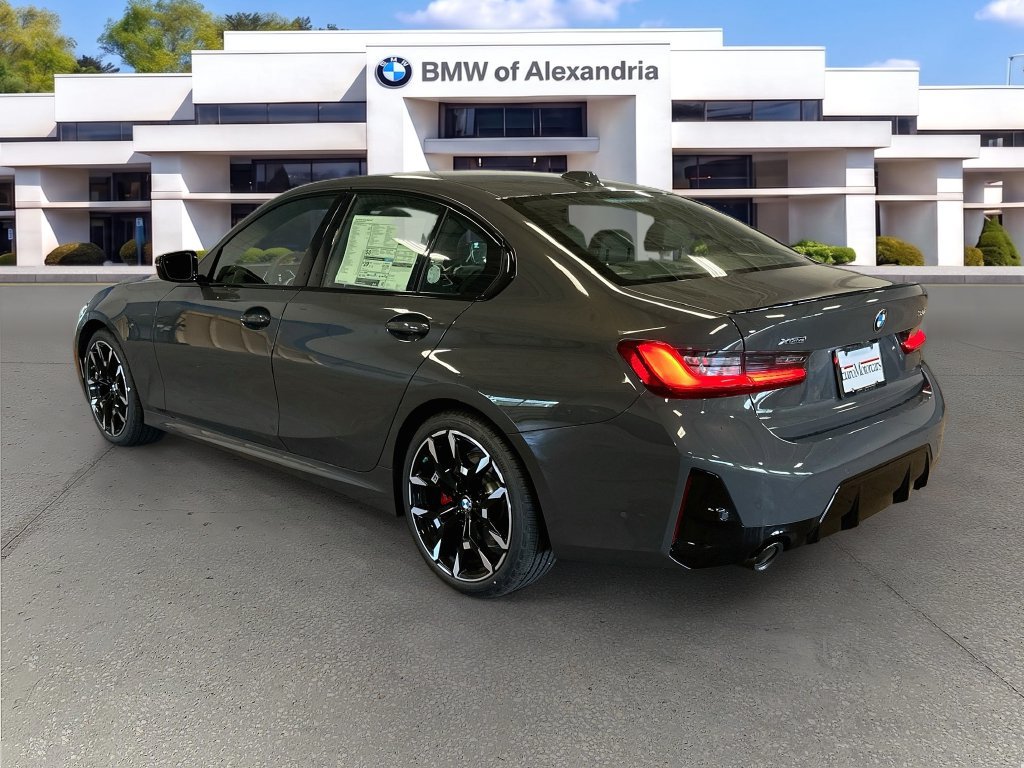 New 2026 BMW 330i xDrive Sedan w/ M Sport Package AWD/4WD image 7