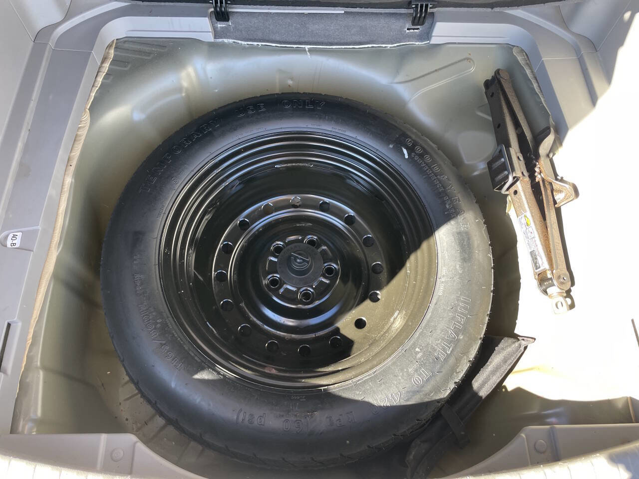 Used 2012 Honda CR-V EX image 36