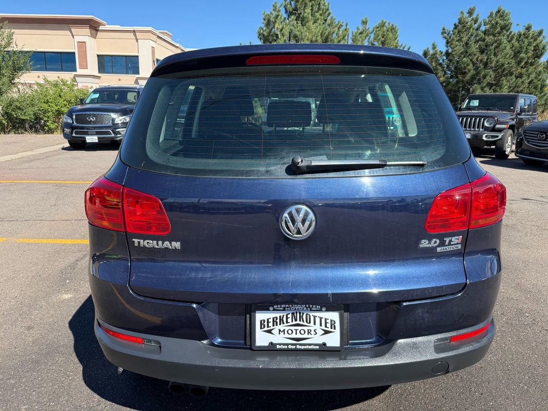 Used 2013 Volkswagen Tiguan S image 4