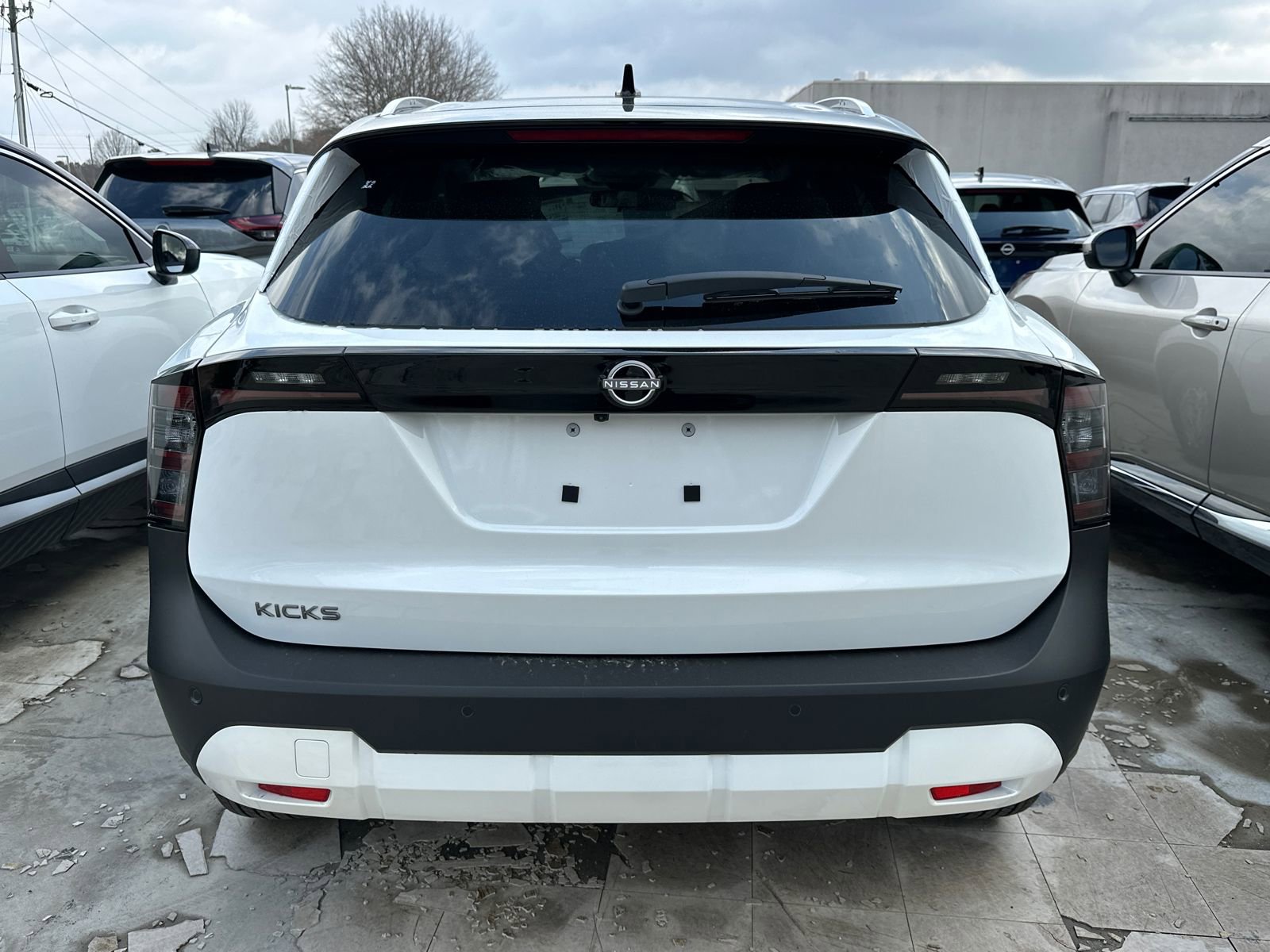New 2026 Nissan Kicks SV FWD image 4