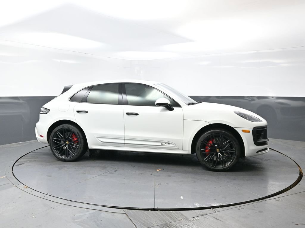 Used 2023 Porsche Macan GTS image 4