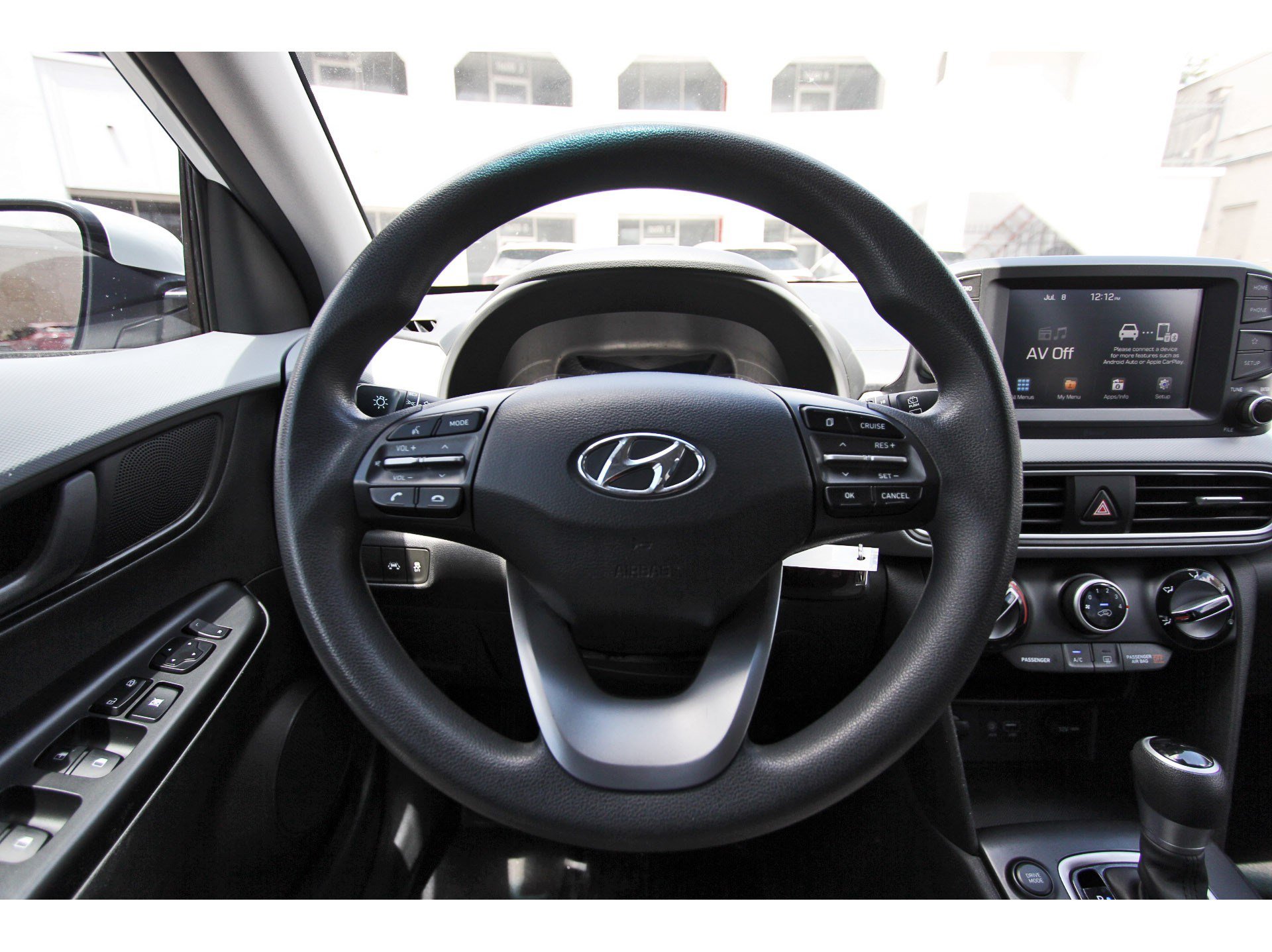 Used 2020 Hyundai Kona SE FWD image 15
