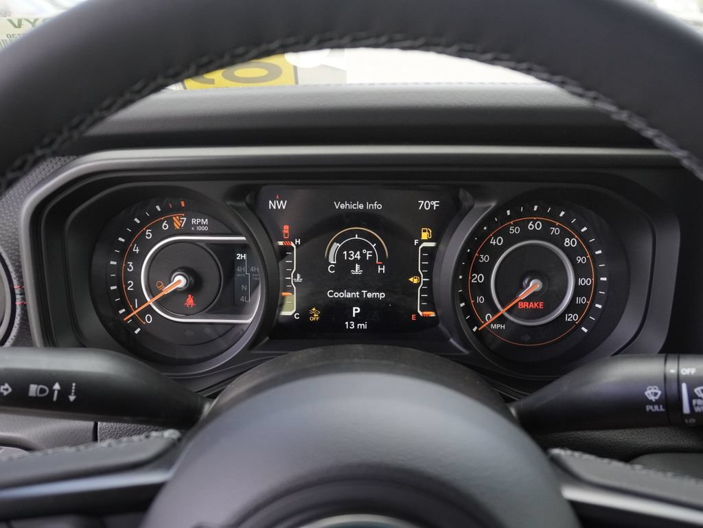 New 2026 Jeep Gladiator Rubicon AWD/4WD image 13