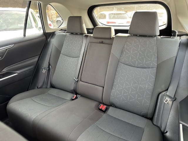 Certified 2025 Toyota RAV4 XLE AWD/4WD image 25