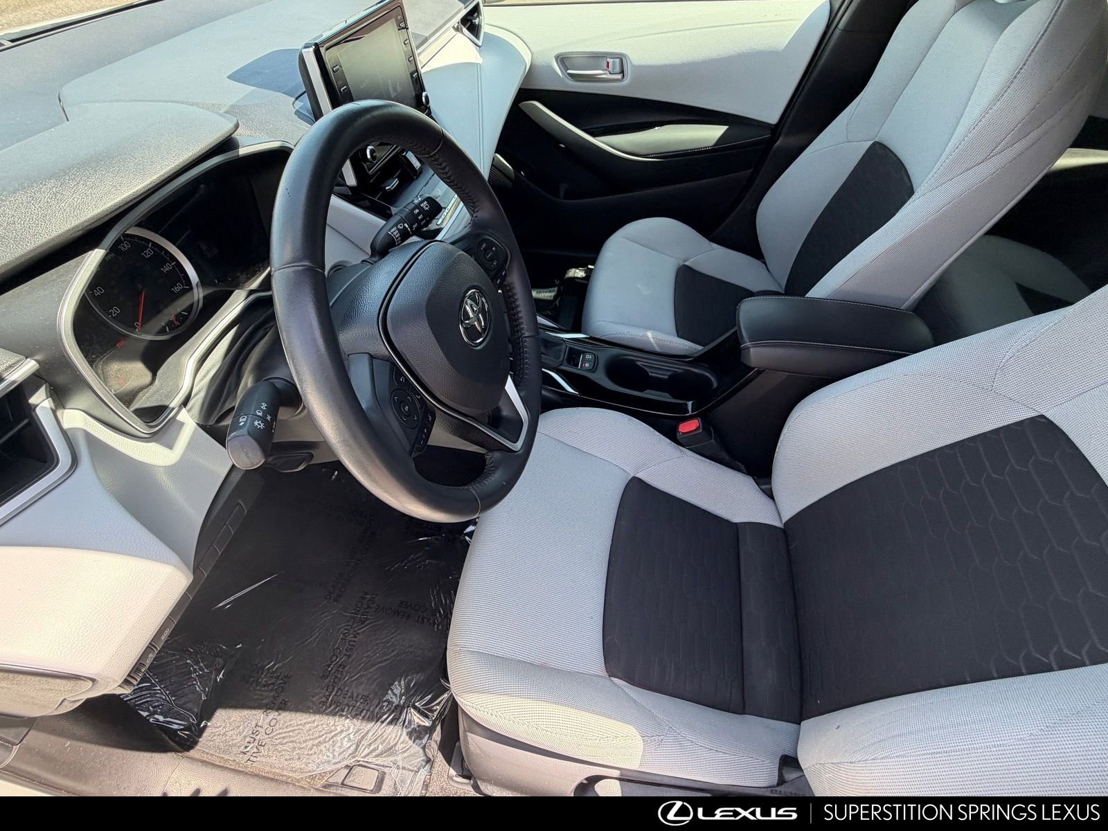 Used 2021 Toyota Corolla SE w/ SE Preferred Package image 16