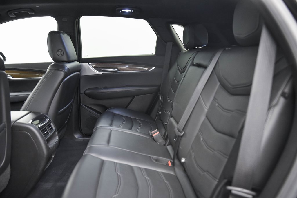 Certified 2023 Cadillac XT5 Sportv w/ Platinum Package image 12