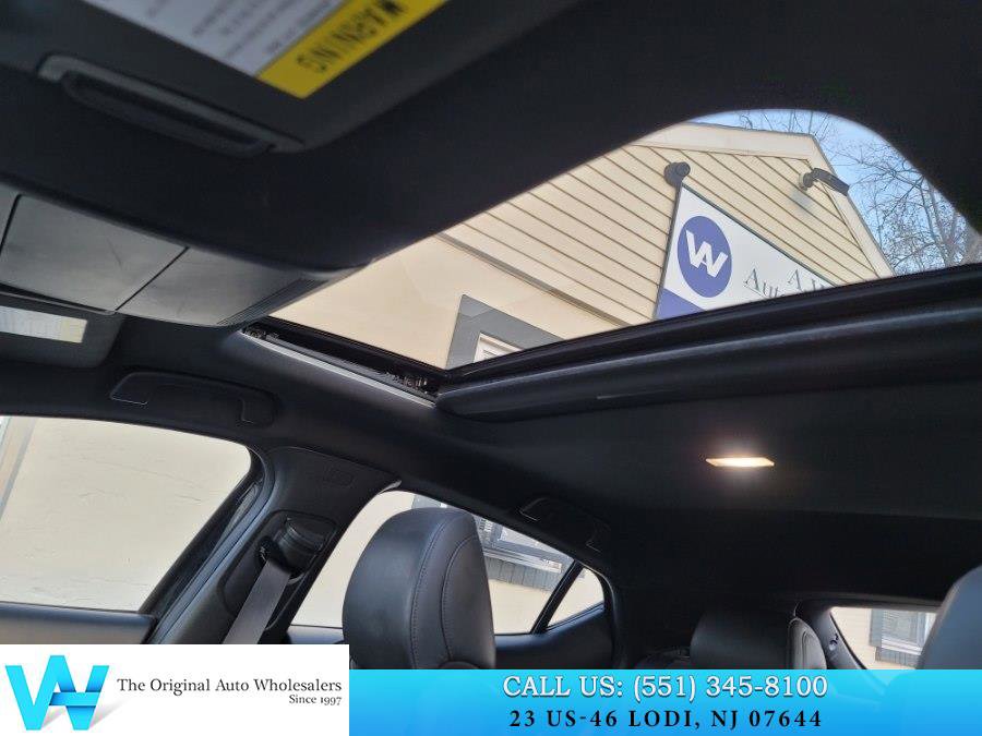 Used 2020 MAZDA MAZDA3 Hatchback w/ Premium Package image 23
