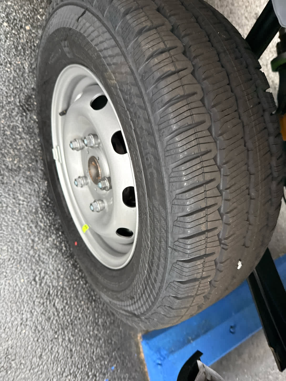 Used 2025 Ford Transit 350 148 High Roof Extended w/ Load Area Protection Package image 13