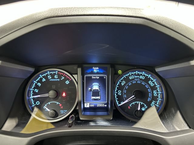 Used 2022 Toyota Tacoma TRD Off-Road w/ Advanced Technology Package AWD/4WD image 19