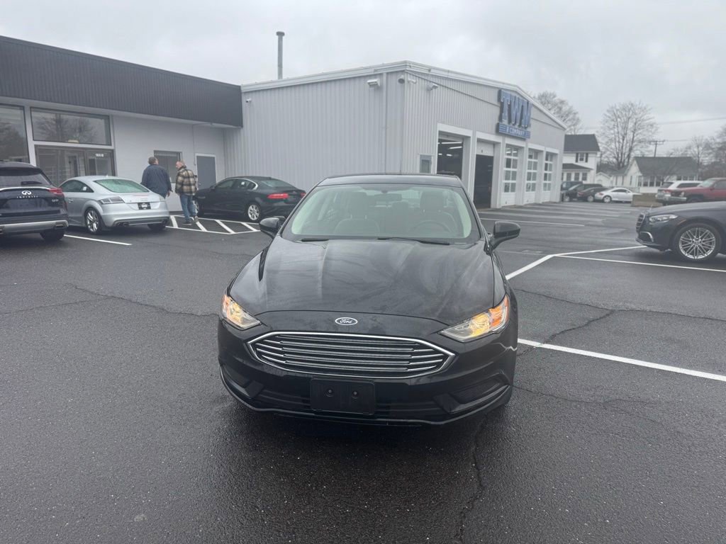 Used 2018 Ford Fusion S FWD image 2