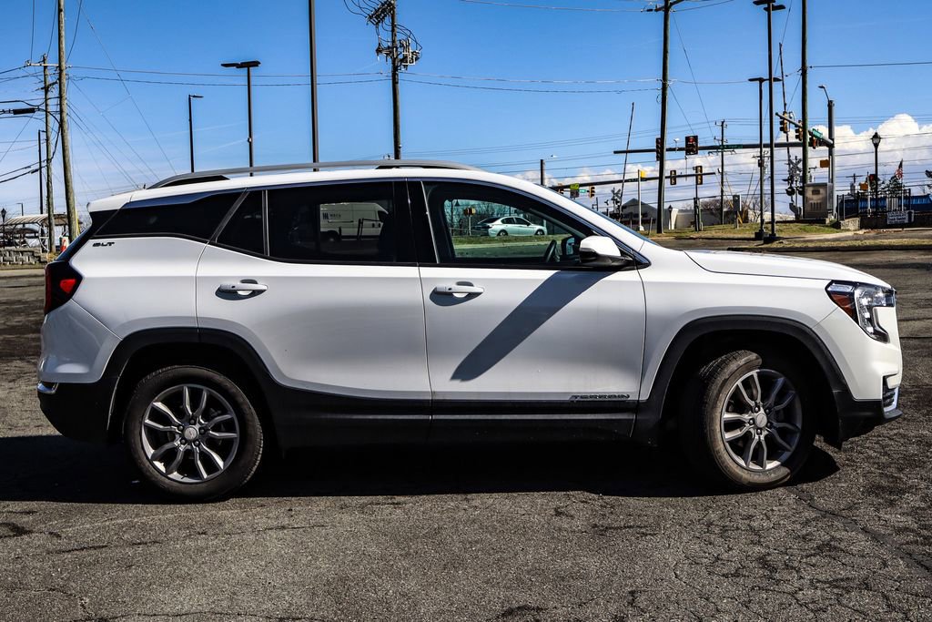 Certified 2024 GMC Terrain SLT image 8