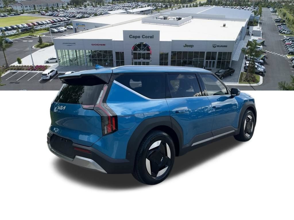 Used 2026 Kia EV9 Wind AWD/4WD image 5
