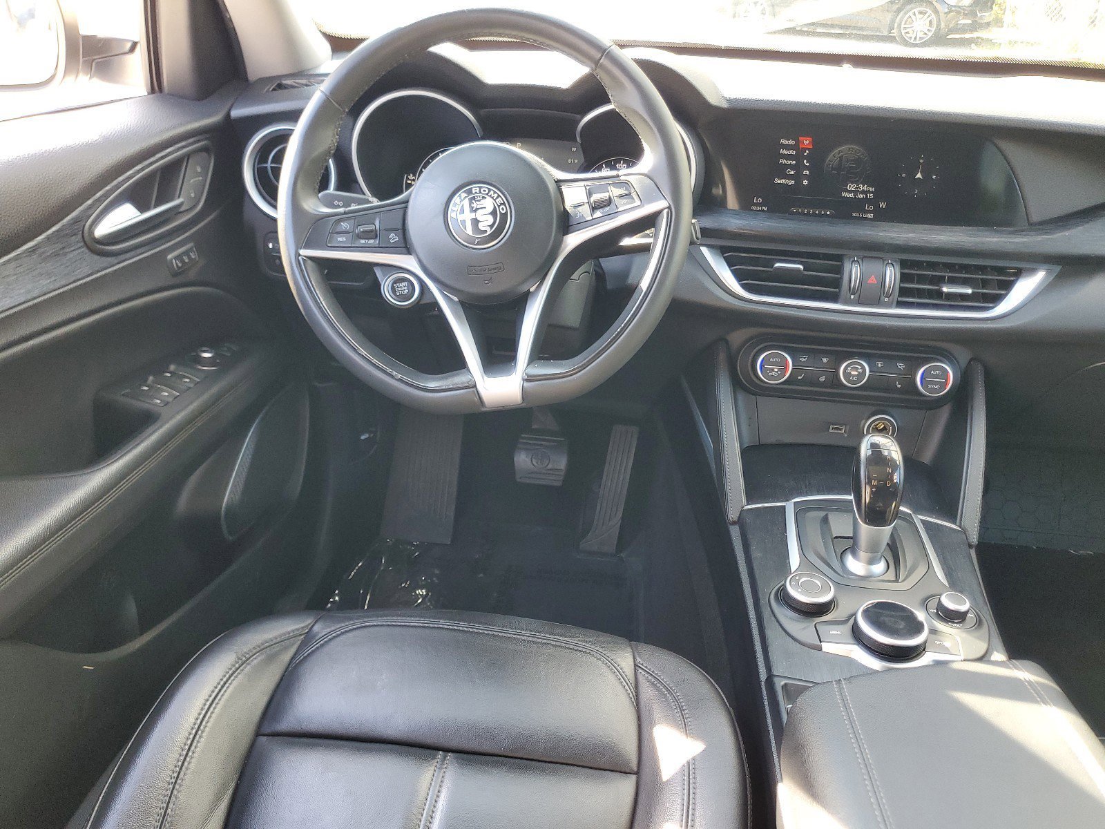 Used 2019 Alfa Romeo Stelvio AWD image 17