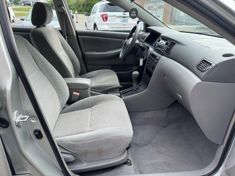 Used 2003 Toyota Corolla CE FWD image 9