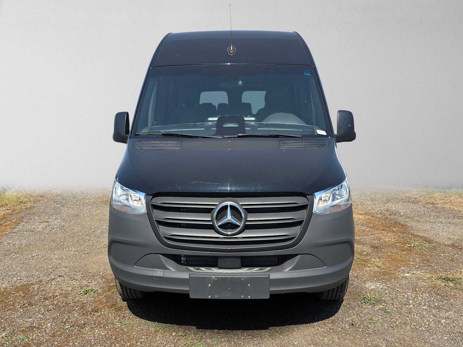 Used 2025 Mercedes-Benz Sprinter 2500 image 8