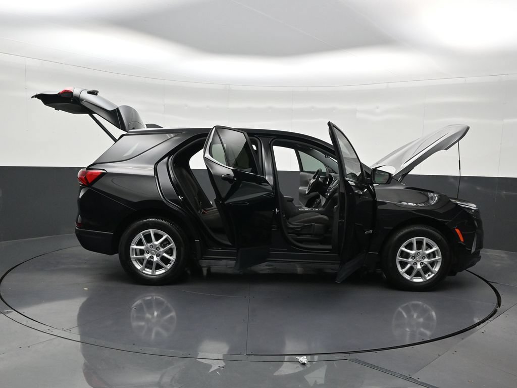 Used 2023 Chevrolet Equinox LT FWD image 35