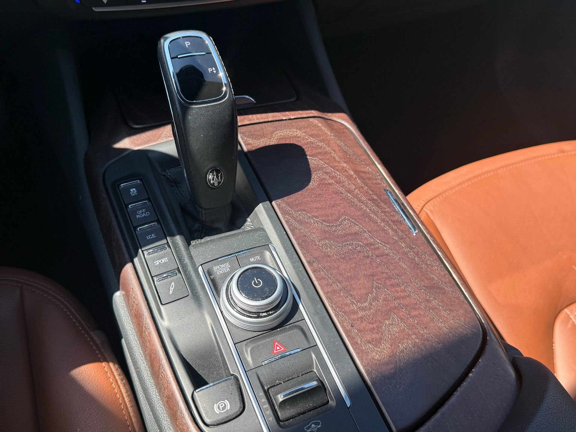 Certified 2023 Maserati Levante GT image 48