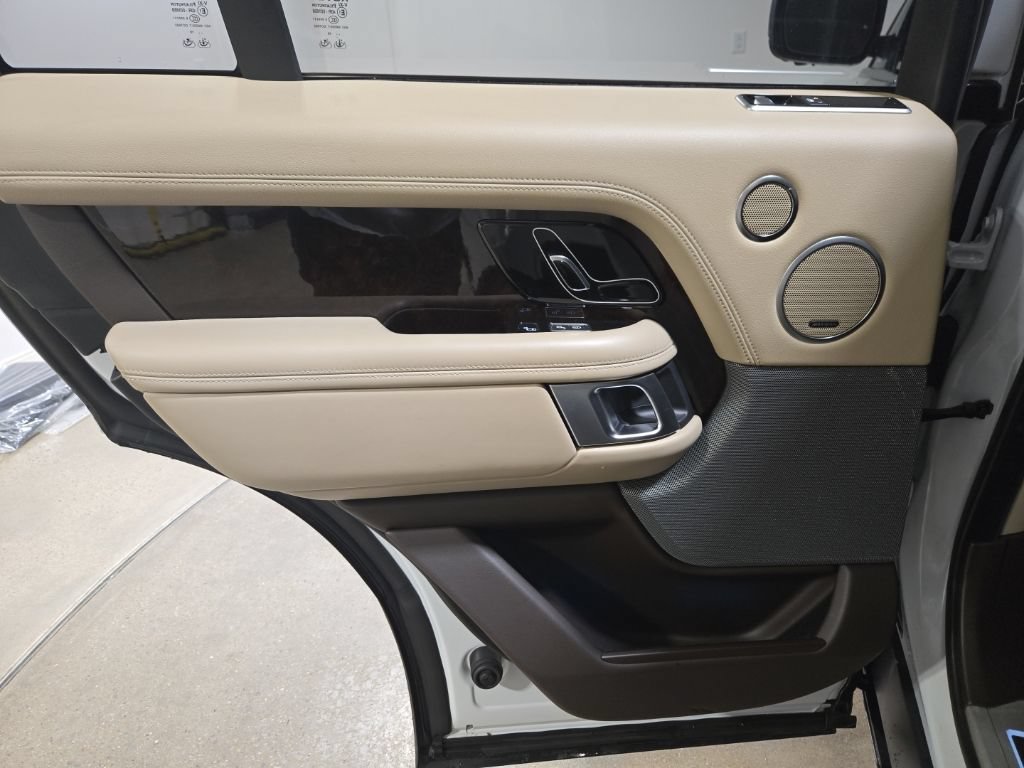 Used 2019 Land Rover Range Rover HSE AWD/4WD image 22