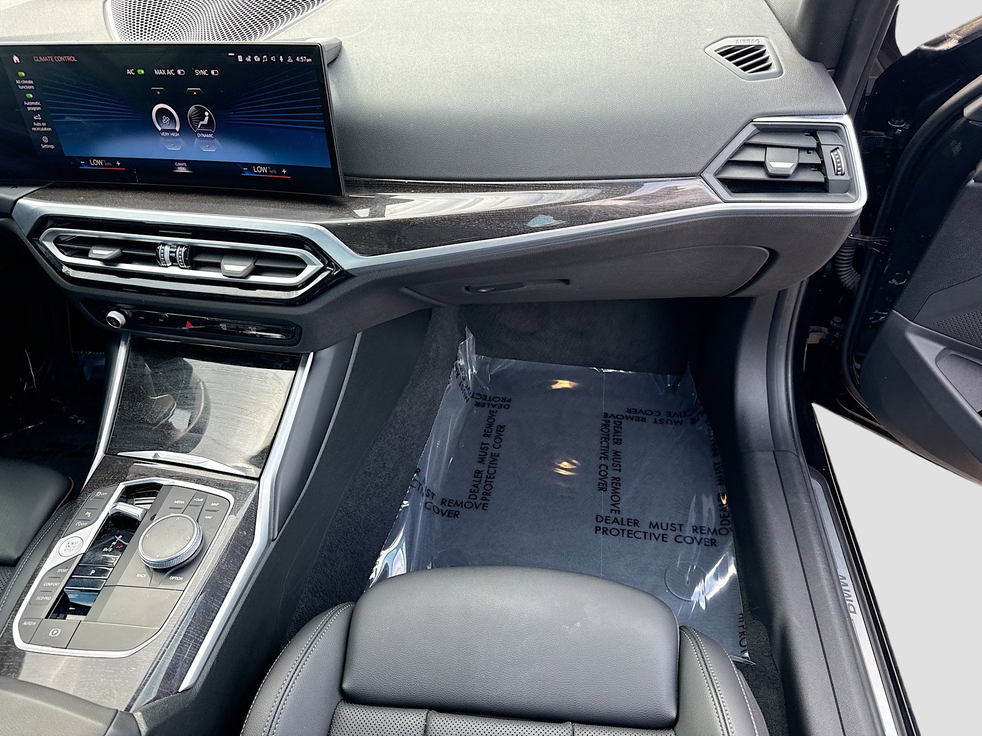 Used 2023 BMW 330i Sedan w/ Driving Assistance Package RWD image 17