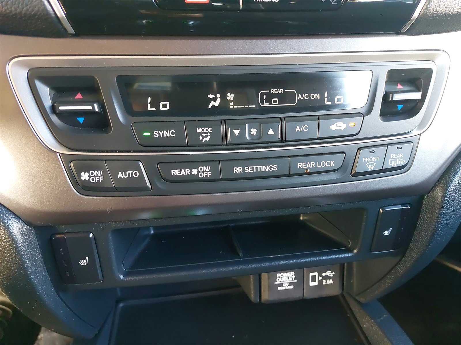 Certified 2022 Honda Pilot Sport image 24