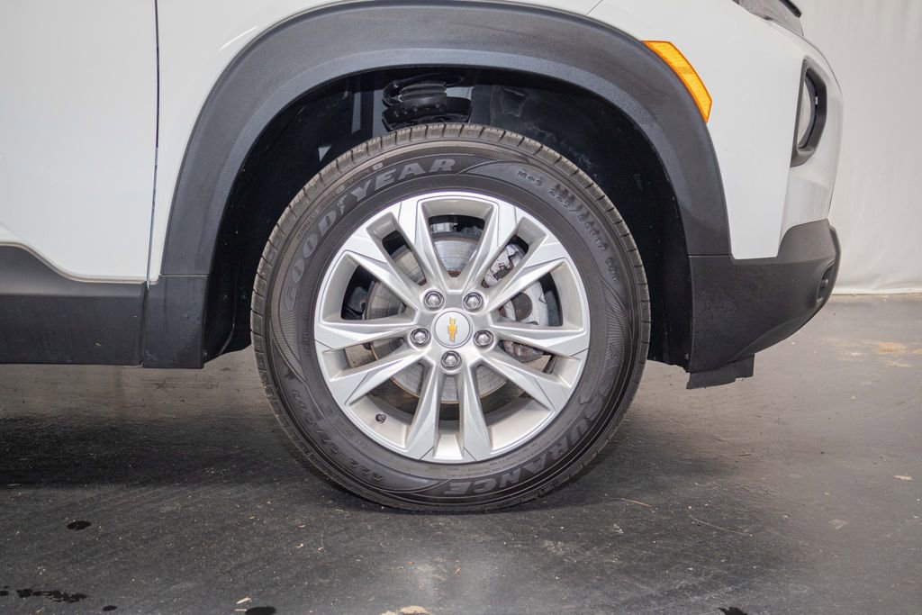 Used 2023 Chevrolet TrailBlazer LS AWD/4WD image 6