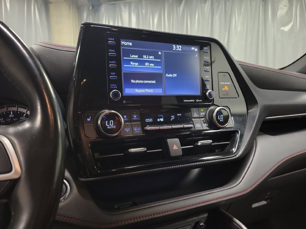 Used 2022 Toyota Highlander XSE AWD/4WD image 18