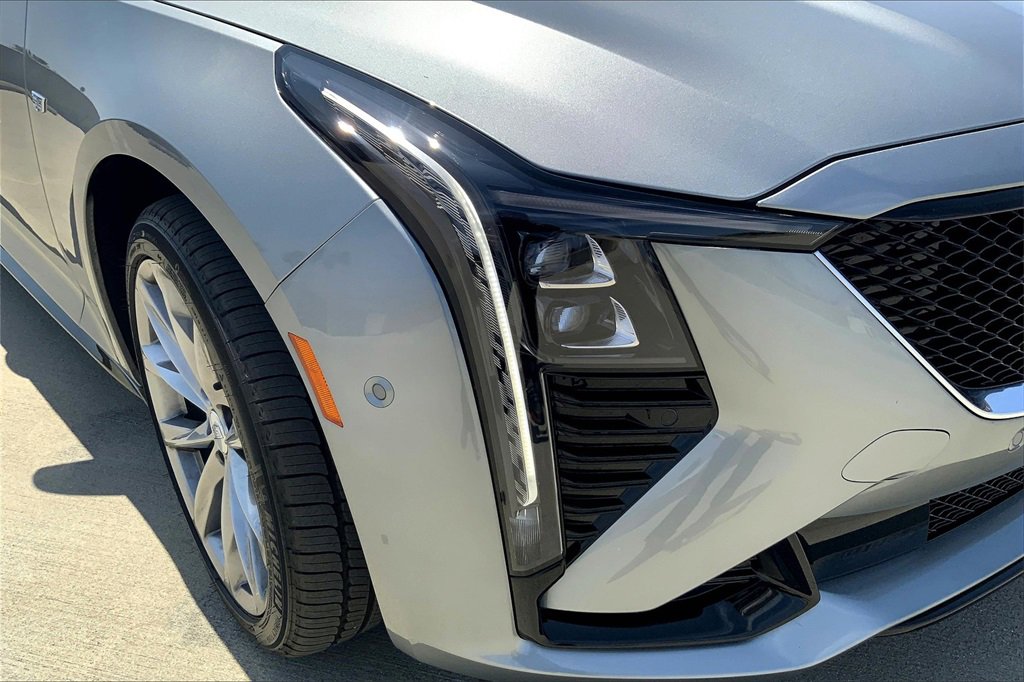 Used 2025 Cadillac CT5 Sport w/ Technology Package image 26