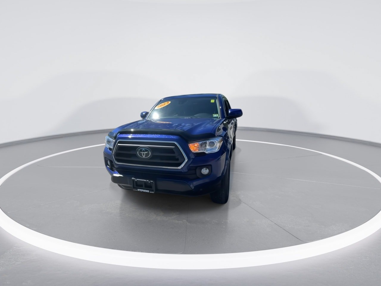 Used 2023 Toyota Tacoma SR5 AWD/4WD image 5