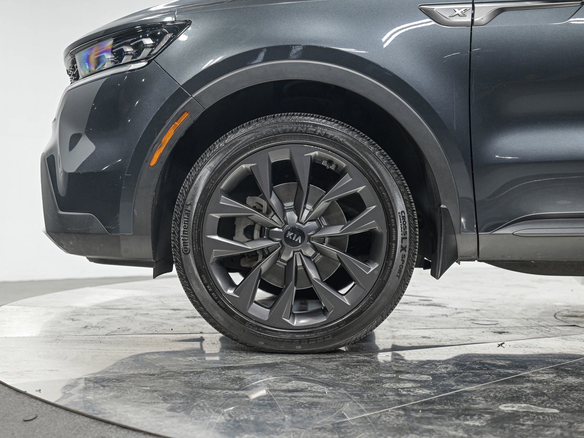 Used 2021 Kia Sorento SX Prestige image 3