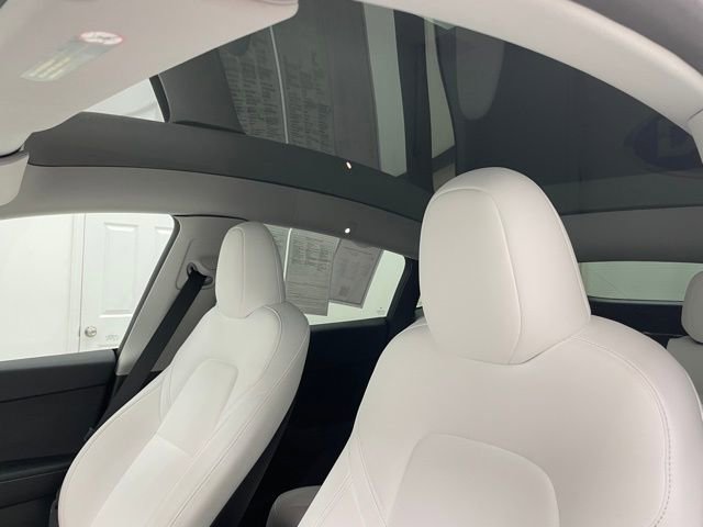 Used 2024 Tesla Model Y Performance image 6