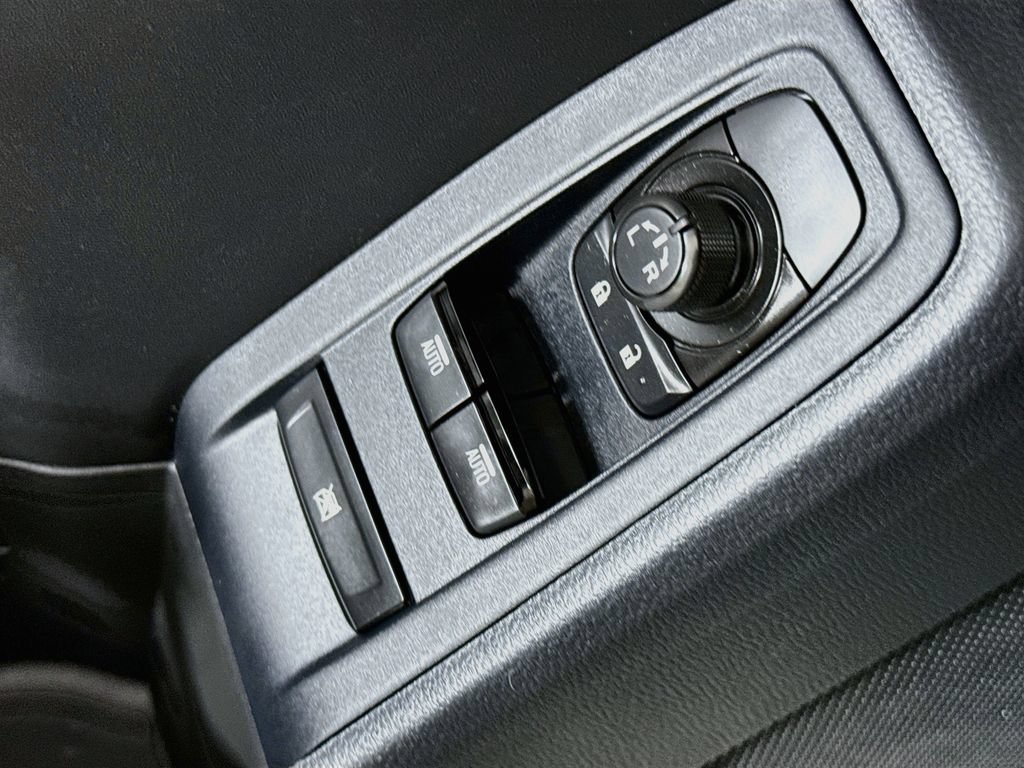 Certified 2025 Toyota GR86 Hakone Edition RWD image 23