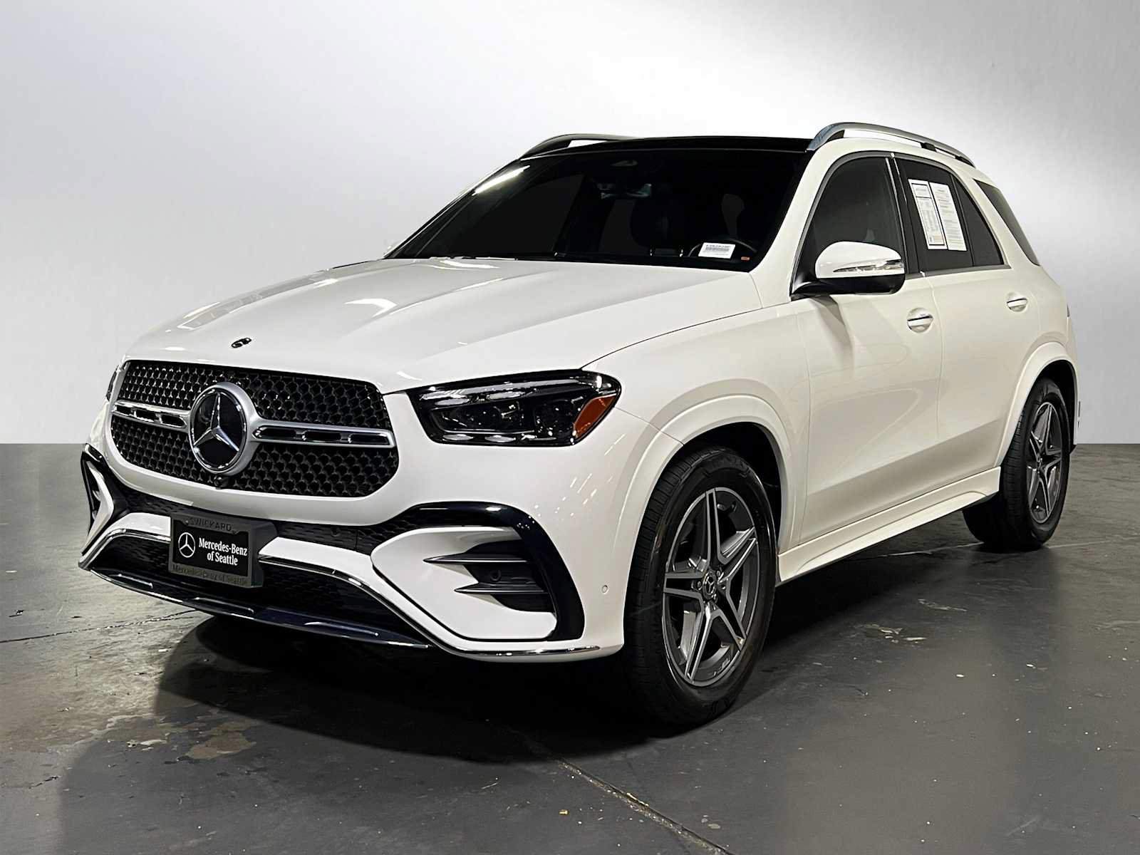 Used 2024 Mercedes-Benz GLE 350 4MATIC image 7