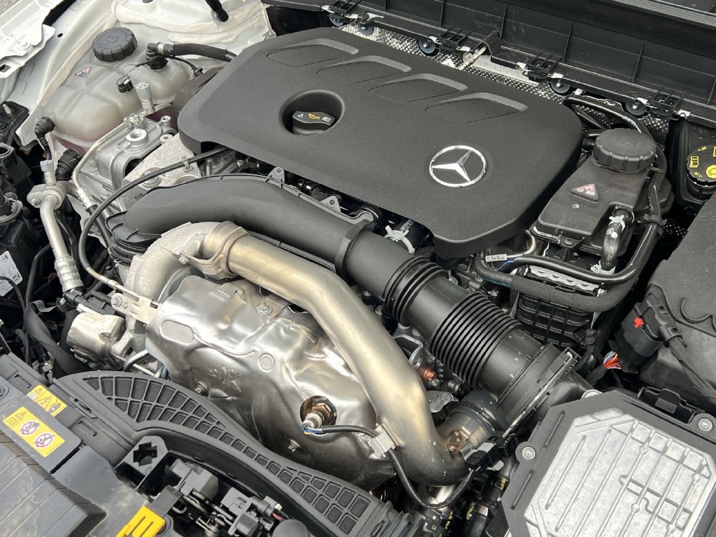 Used 2026 Mercedes-Benz GLB 250 4MATIC image 27