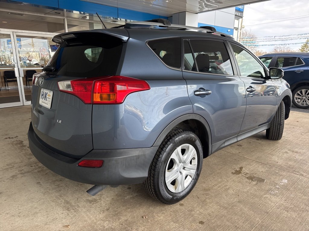 Used 2013 Toyota RAV4 LE image 6