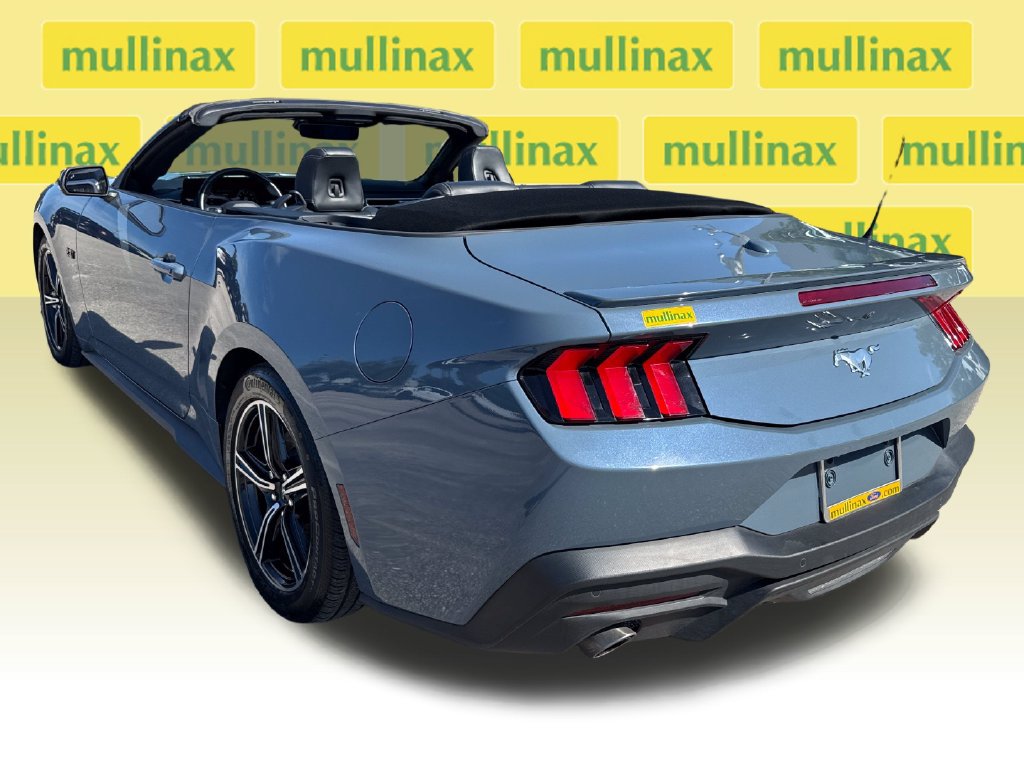 Used 2024 Ford Mustang Premium RWD image 10