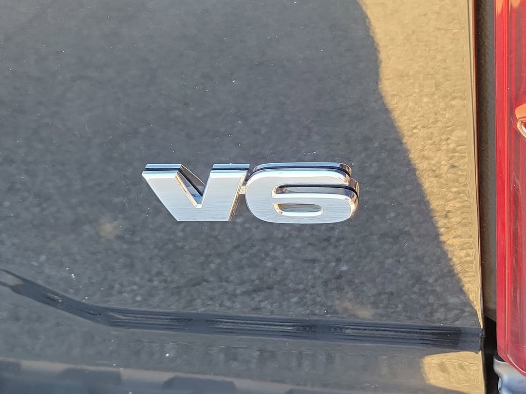 Used 2019 Toyota Tacoma SR5 image 7