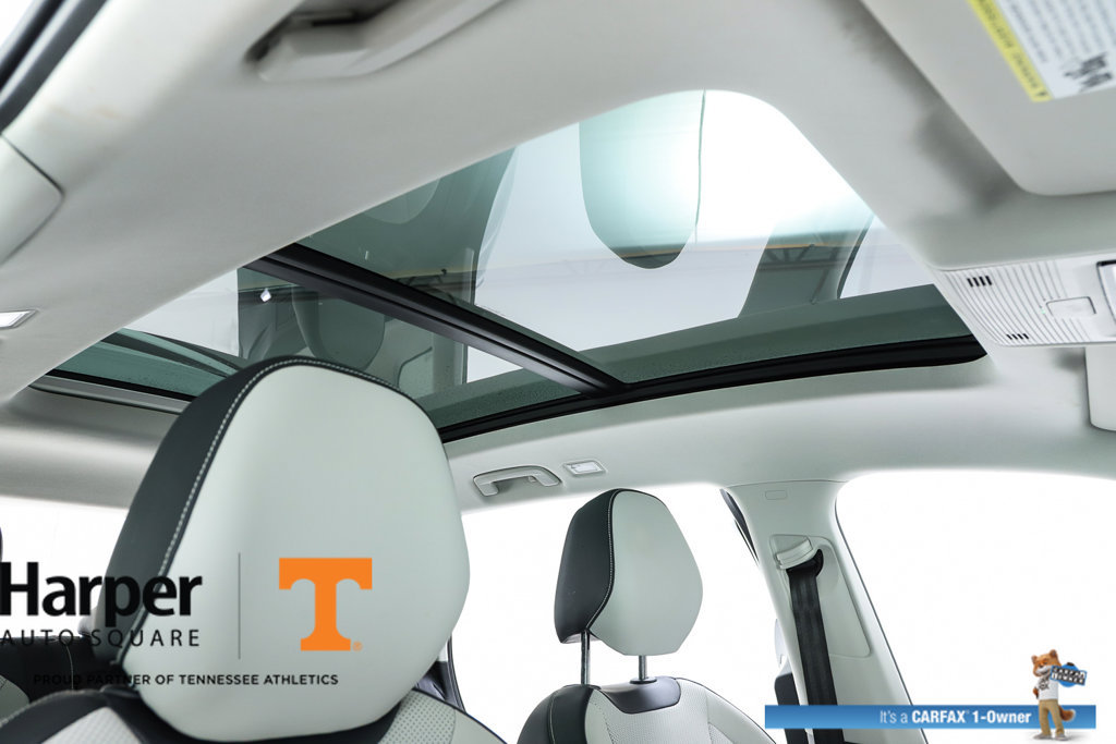 New 2025 Volkswagen Tiguan SE w/ Panoramic Sunroof Package AWD/4WD image 37