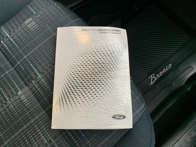 Used 2024 Ford Bronco Sport Heritage w/ Heritage Convenience Package image 13