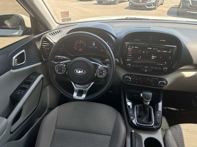 Used 2020 Kia Soul EX FWD image 17