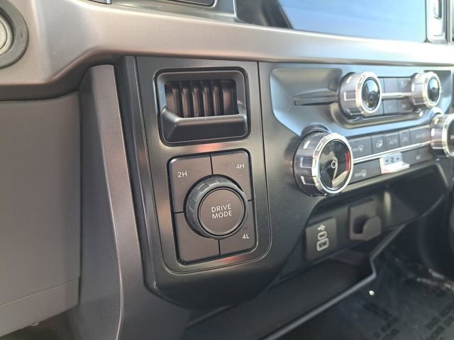 Certified 2025 Ford F150 XLT w/ Equipment Group 301A Standard image 26